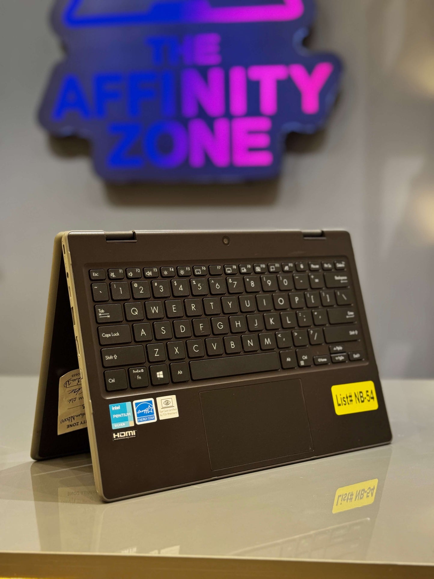 ASUS BR1100F Laptop with 8GB RAM and 128GB NVMe SSD Touch X360