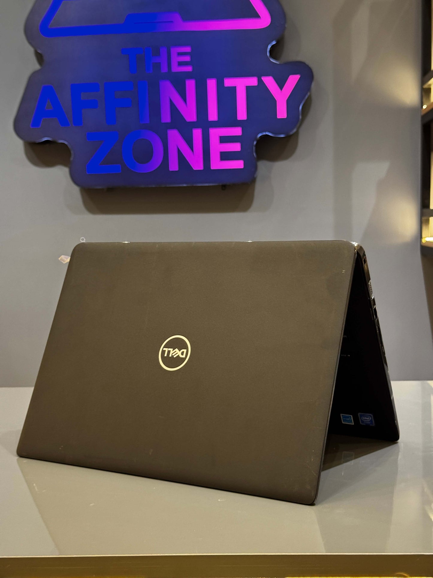 Dell Wyse 5470 Intel Celeron N4100 Laptop with 8GB RAM and 128GB SSD